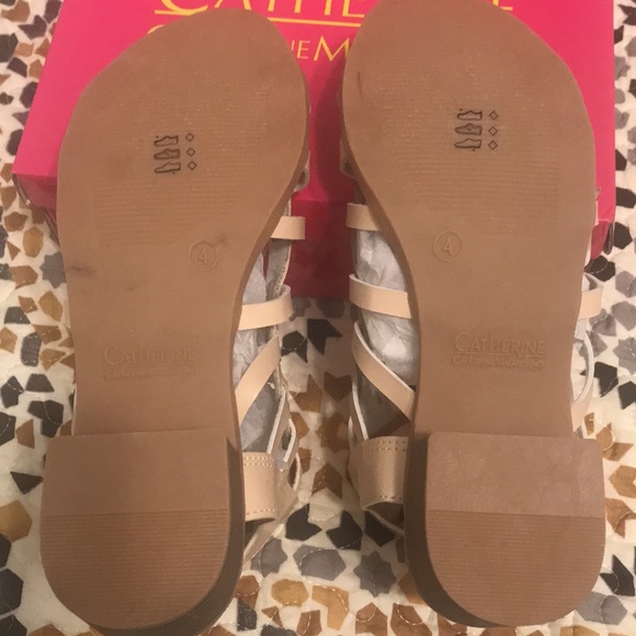 Gladiator sandals for Girls by Catherine Malan; size 4; color: beige - Picture 7 of 7